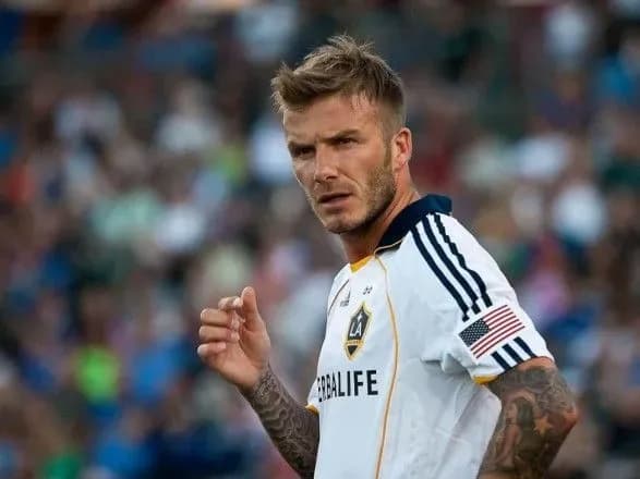 klub-mls-vstanovit-pamyatnik-futbolistu-bekkhemu