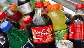 vid-chastogo-spozhivannya-snekiv-i-gazovanoyi-vodi-pomerlo-ponad-600-frantsuziv-doslidzhennya