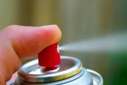 u-shkoli-na-prikarpatti-rozpilili-balonchik-z-pertsevim-gazom