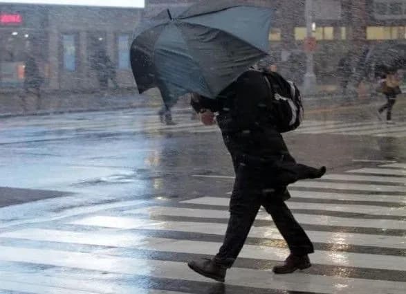 na-lvivschini-ogolosili-shtormove-poperedzhennya-7