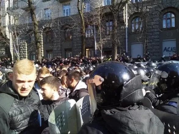 v-rezultati-sutichok-z-natskorpusom-postrazhdali-troye-pravookhorontsiv