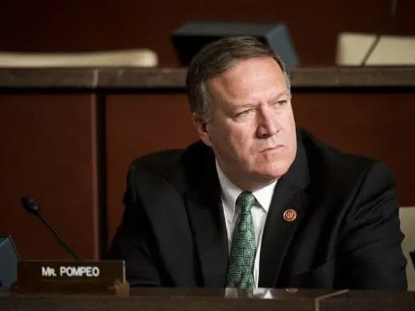 pompeo-ssha-prityagnut-do-vidpovidalnosti-tikh-khto-brav-uchast-v-areshti-sekretarya-guaydo