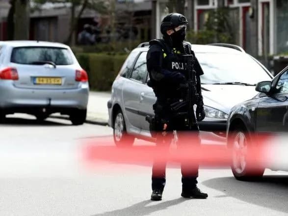 kilkist-zhertv-strilyanini-v-utrekhti-zrosla-do-chotirokh