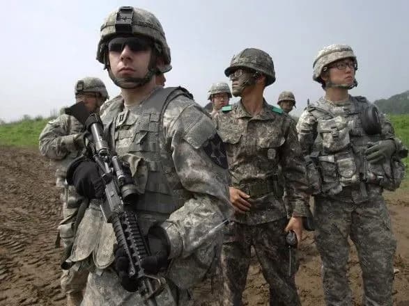 u-ssha-zaznav-katastrofi-viyskoviy-vertolit-zaginuli-2-pikhotintsi