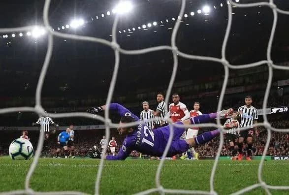 arsenal-vpershe-za-20-rokiv-vigrav-desyat-pospil-domashnikh-matchiv-v-apl