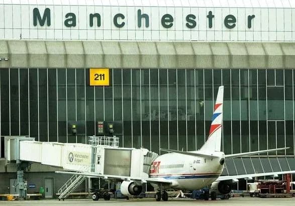 kyivnotkiev-odin-z-britanskikh-aeroportiv-zminiv-napisannya-ukrayinskoyi-stolitsi