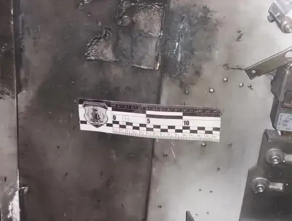 nevidomi-vnochi-pidirvali-bankomat-u-kharkovi