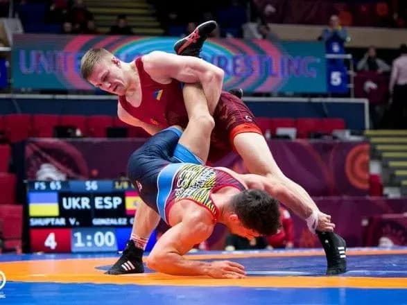 zbirna-ukrayini-viborola-pershu-medal-na-chye-z-borotbi