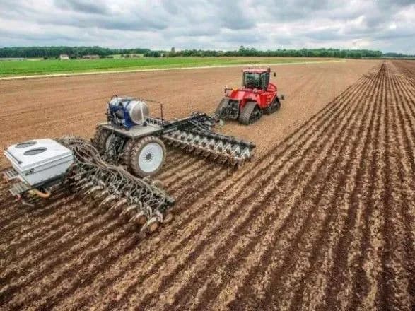agrariyi-vzhe-zasiyali-rannimi-zernovimi-90-plosch