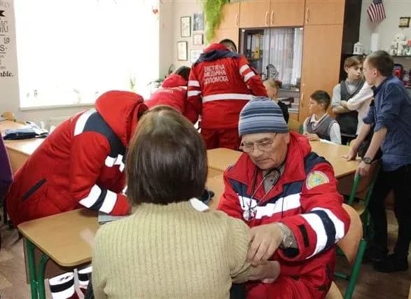 masove-otruyennya-u-cherkasakh-gospitalizovano-68-uchniv