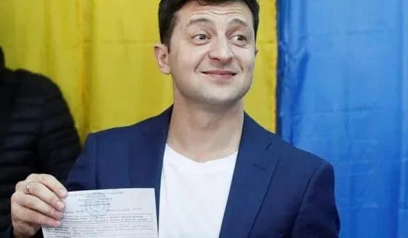 politsiya-perevirit-fakt-demonstratsiyi-zelenskim-byuletenya