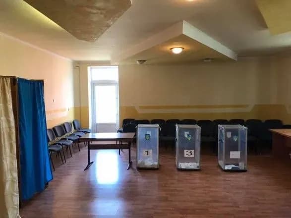 na-dilnitsyakh-perebuvaye-vkray-malo-sposterigachiv-kvu