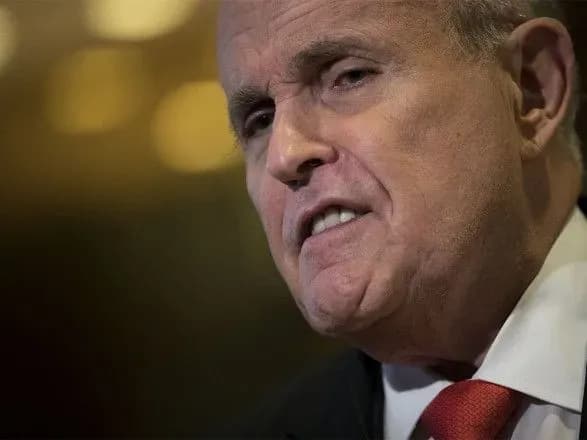 biliy-dim-poki-scho-ne-maye-namiru-publikuvati-vidpovid-na-dopovid-myullera