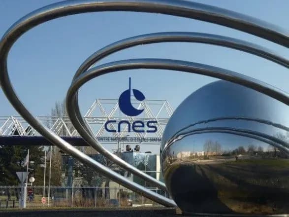 na-marsi-zareyestruvali-pershi-poshtovkhi-pid-poverkhneyu-planeti