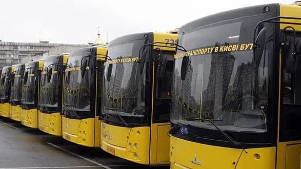 dovzhina-naydovshogo-avtobusnogo-marshrutu-u-kiyevi-stanovit-ponad-50-km