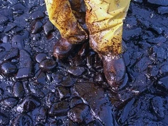 biloruskiy-politik-brudna-nafta-z-rf-mozhe-buti-sproboyu-zavdati-shkodi-persh-za-vse-ukrayini