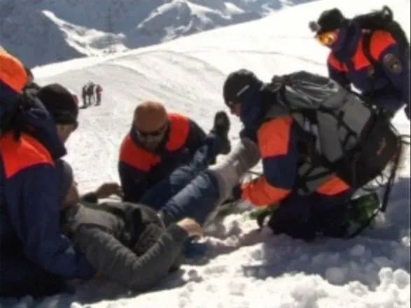 mzs-tilo-zagiblogo-na-elbrusi-alpinista-repatriyuyut-do-ukrayini