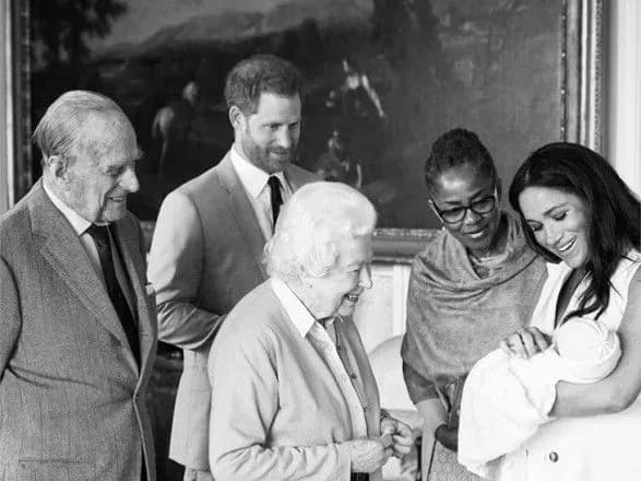 nazvano-imya-sina-printsa-garri-ta-megan-markl