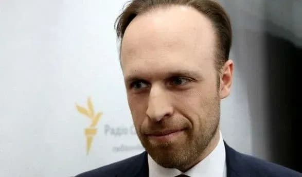 poroshenko-zvilniv-zastupnika-golovi-ap-filatova