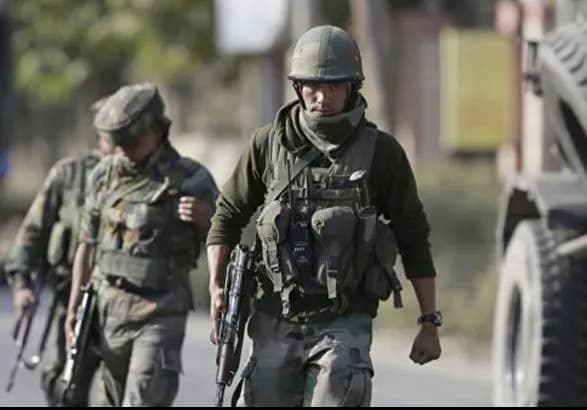 na-pivdni-pakistanu-na-gotel-napala-grupa-boyovikiv