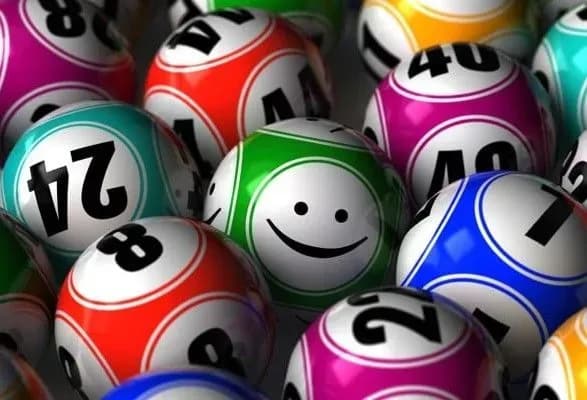 amerikanets-prikhovav-lotereyniy-vigrash-vid-svoyeyi-druzhini