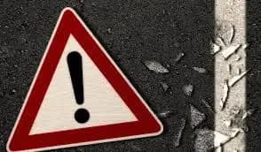 vodiy-na-vikradeniy-vantazhivtsi-prolomiv-vorota-pidpriyemstva