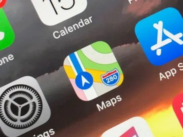 u-rosiyi-zayavili-scho-apple-usunula-problemi-z-krimom-na-kartakh