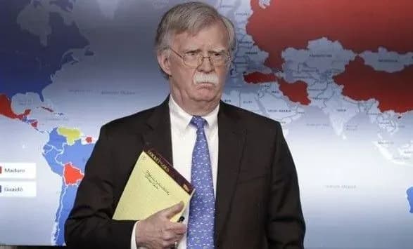 radnik-z-natsbezpeki-prezidenta-ssha-bolton-vidvidaye-oae-dlya-peregovoriv-po-iranu