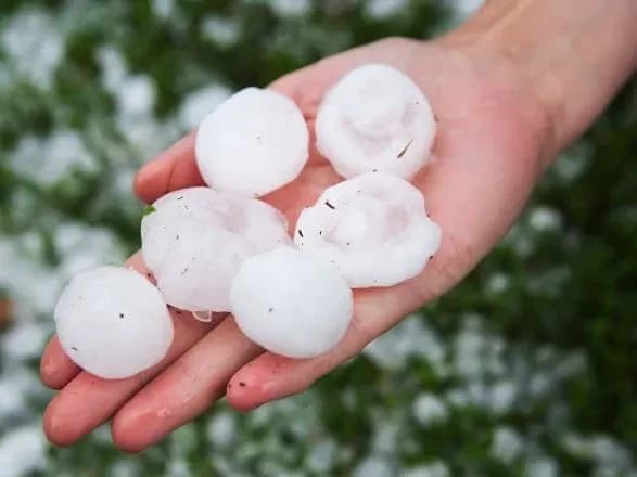 u-kiyivskiy-oblasti-ogolosili-shtormove-poperedzhennya-2