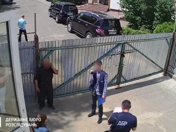 dbr-pereviryaye-posadovtsiv-minoboroni-z-privodu-roztrati-viyskovogo-mayna-u-lvovi