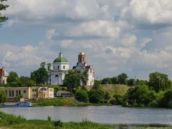 pislya-vilivu-otrutokhimikativ-u-biliy-tserkvi-vidklyuchayut-vodu