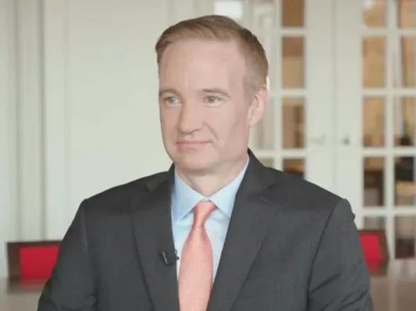 zapit-ukrayini-na-kupivlyu-zbroyi-u-ssha-prorakhovaniy-krok-zelenskogo-ekspert