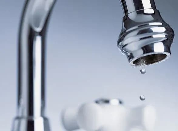 na-donechchini-chotiri-mista-timchasovo-vidklyucheni-vid-vodopostachannya