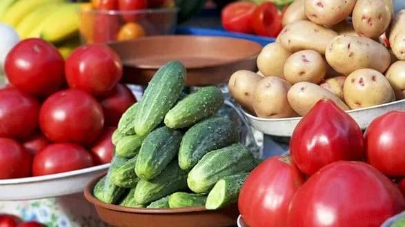 na-vikhidnikh-u-kiyevi-proydut-silskogospodarski-yarmarki