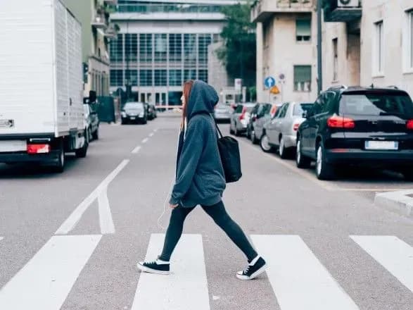 z-pochatku-roku-na-pishokhodiv-v-ukrayini-sklali-ponad-90-tis-adminprotokoliv-za-porushennya-pdr