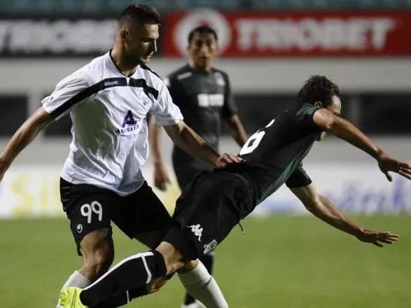 estoniya-vislala-gromadyanina-rf-vin-viyavivsya-futbolistom-mistsevogo-chempionatu