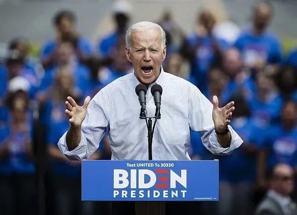 bayden-zvinuvativ-trampa-v-rozpalyuvanni-ekstremistskikh-nastroyiv-v-ssha