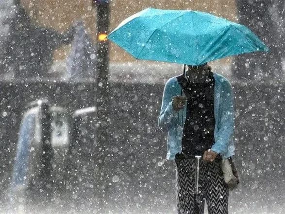 v-ukrayini-ogolosili-shtormove-poperedzhennya-101