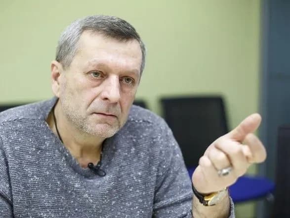 chiygoz-rozpoviv-scho-vchit-ukrayinsku-movu