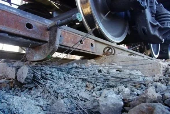 elektrichka-na-smert-zbila-cholovika-na-lvivschini