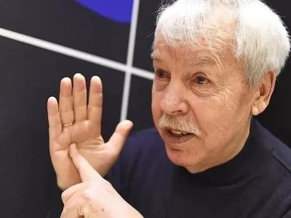 u-simferopoli-pokhovali-kolishnogo-prezidenta-krimu-myeshkova