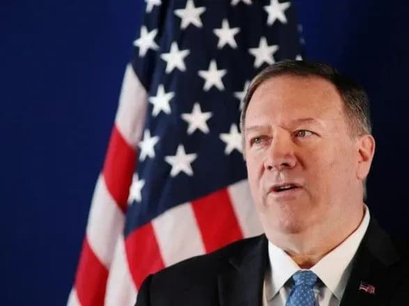 pompeo-pro-rozsliduvannya-rozmovi-trampa-ta-zelenskogo-tse-durna-gra