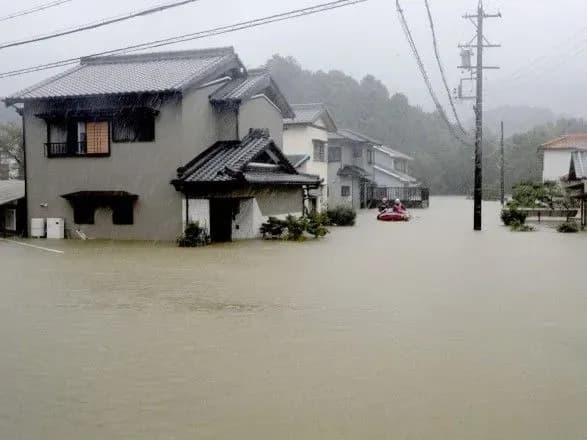 tayfun-u-yaponiyi-v-tokio-rozlilasya-rika-tamagava