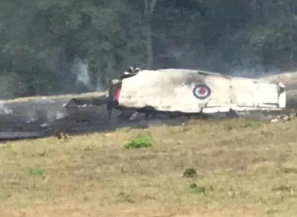 na-aviashou-v-ssha-rozbivsya-kanadskiy-litak