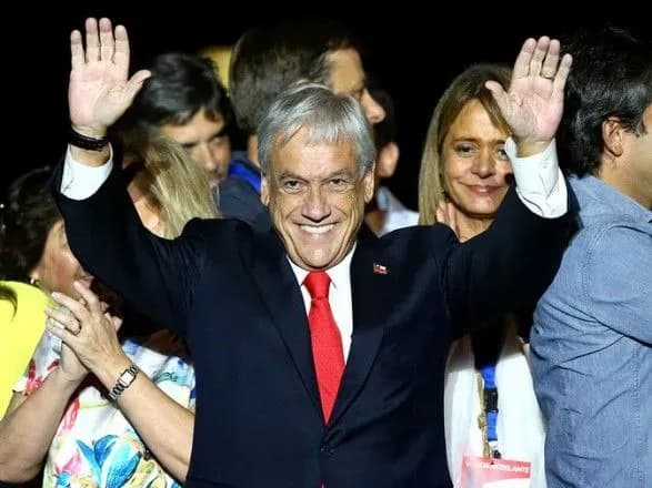 prezident-chili-poprosiv-uryad-piti-u-vidstavku-na-tli-protestiv