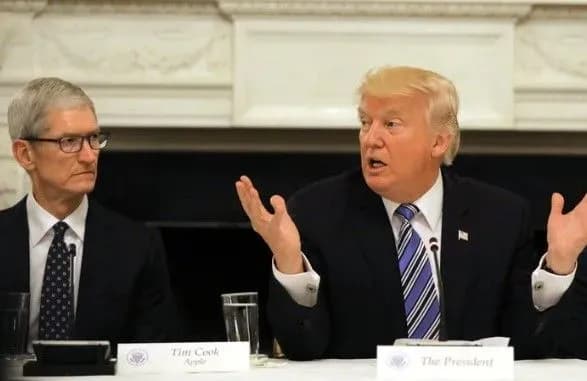 tramp-rozkritikuvav-dizayn-ostannikh-modeley-iphone