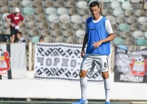 shevchenko-viklikav-dodatkovogo-gravtsya-na-nayblizhchi-matchi-zbirnoyi