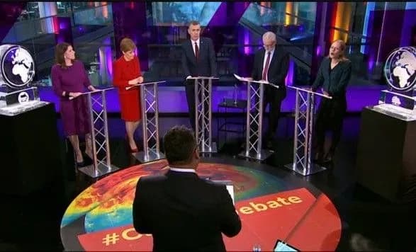 u-britaniyi-zamist-dzhonsona-na-debatakh-vstanovili-shmatok-lodu-konservatori-obureni