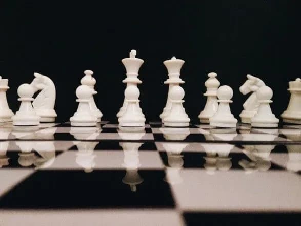 dvi-ukrayinki-stali-chempionkami-yuniorskogo-chye-z-shakhiv