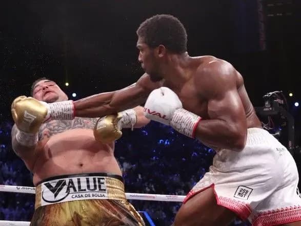 povernennya-chotirokh-poyasiv-dzhoshua-vzyav-revansh-u-ruyisa